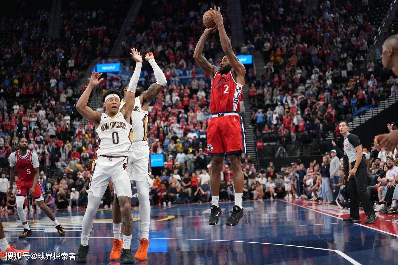 包含CBA常规赛赛程吃紧，印第安纳步行者国际比赛日绝杀压哨，引发热议，临场指挥获称赞的词条